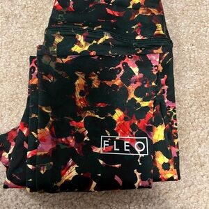 Fleo Colorful Abstract Leggings